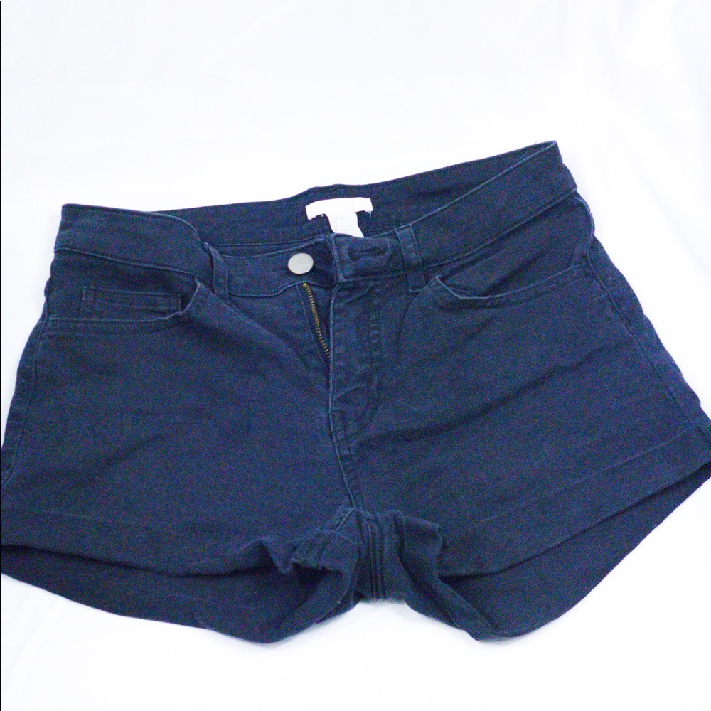 Navy blue H&M jean shorts.